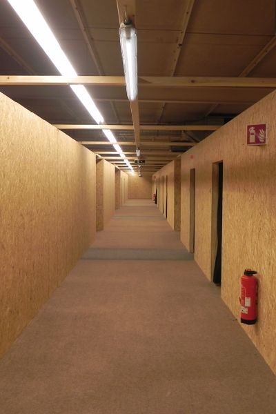 Friesland: Notunterkunft im ehemaligen Möbelhaus